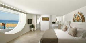 thumbnail: Interior