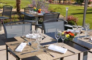 thumbnail: Outdoor dining