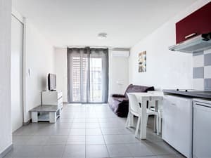 thumbnail: Living area