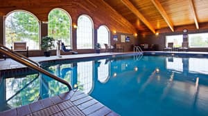 thumbnail: Pool