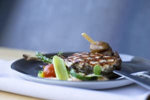 thumbnail: Restaurant