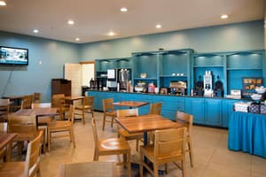 thumbnail: Breakfast area