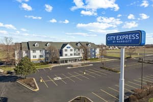 thumbnail: Business center