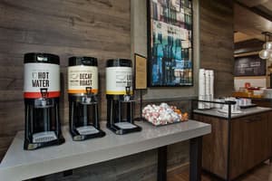 thumbnail: Breakfast area