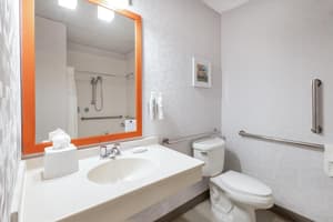 thumbnail: Bathroom