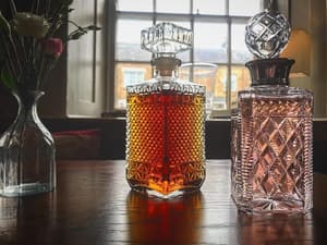 thumbnail: Bar (on property)
