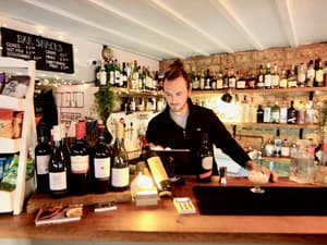 thumbnail: Bar (on property)