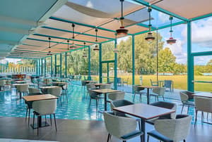 thumbnail: Bar (on property)