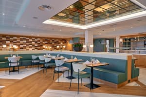 thumbnail: Restaurant