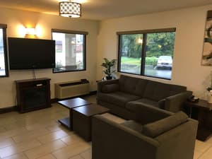 thumbnail: Lobby sitting area