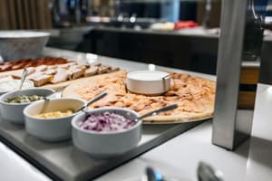 thumbnail: Dining