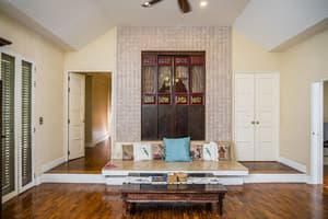 thumbnail: Living area