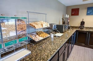 thumbnail: Breakfast area