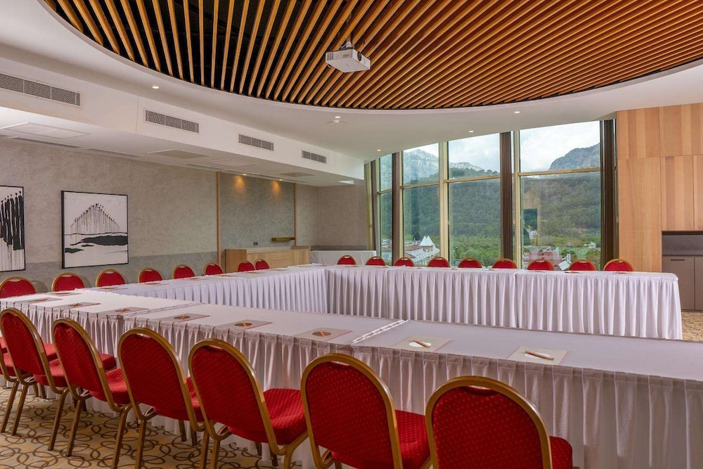 Business center