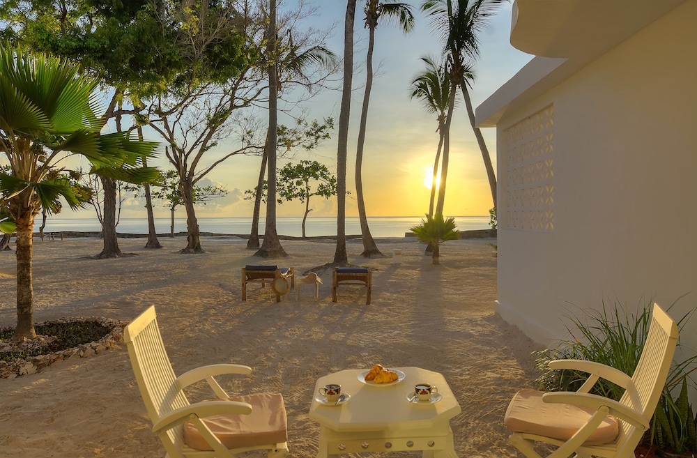 Beach/ocean view