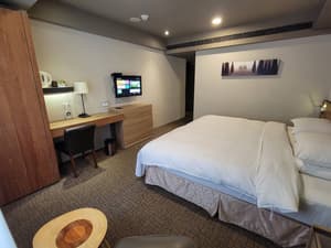thumbnail: Room