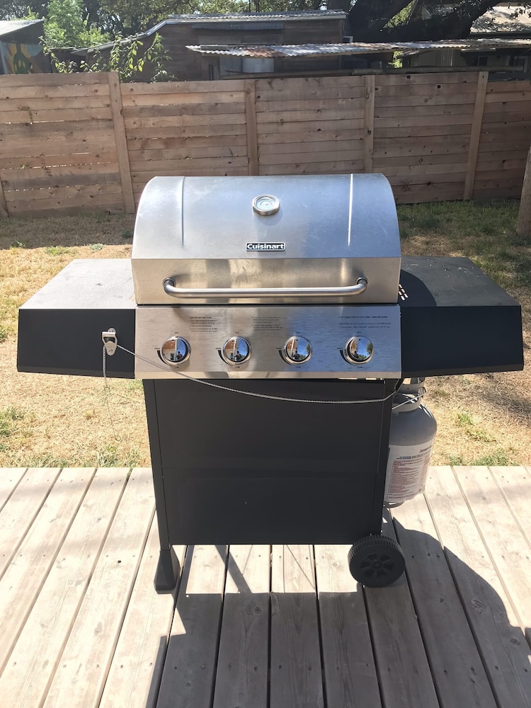 BBQ/picnic area