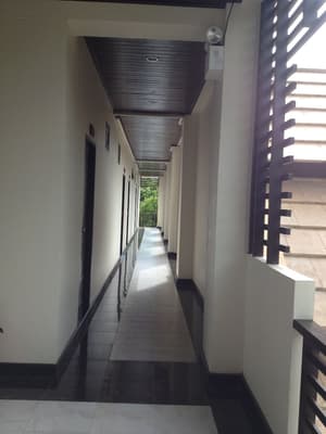 thumbnail: Hallway