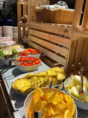 thumbnail: Breakfast buffet