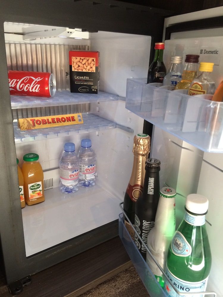 Minibar