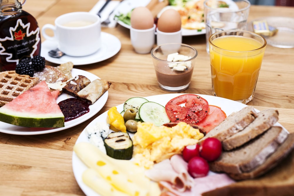 Breakfast meal