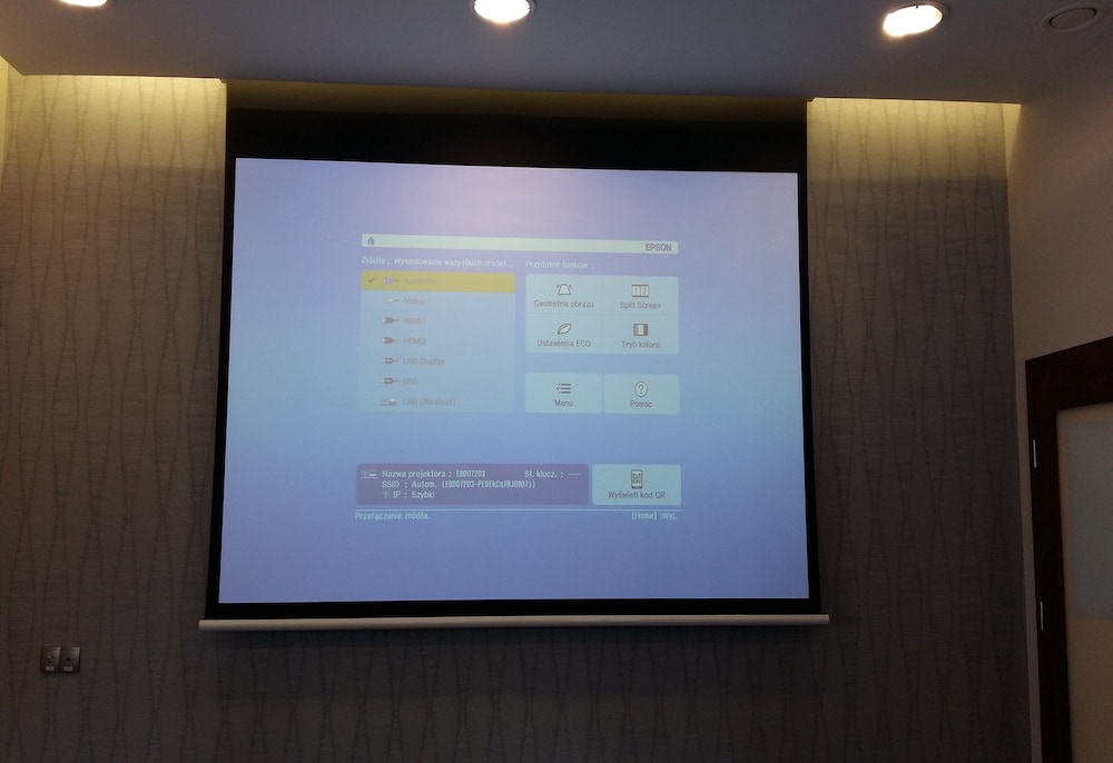 Meeting facility