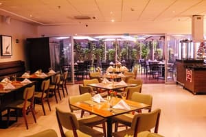thumbnail: Restaurant