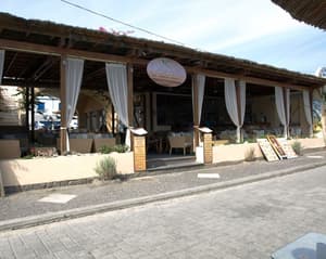 thumbnail: Restaurant