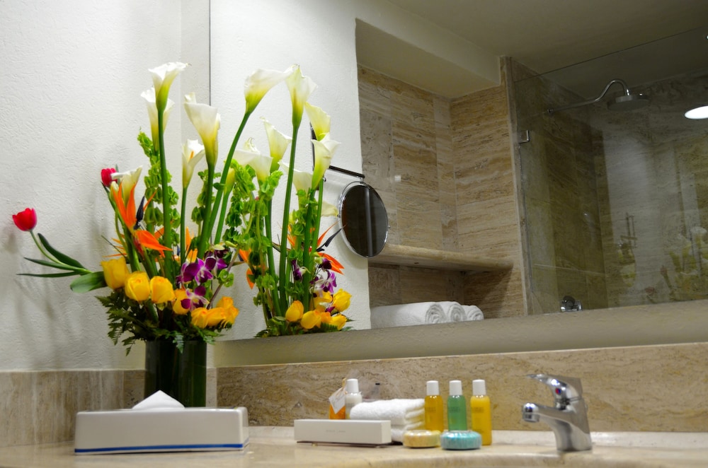 Bathroom amenities