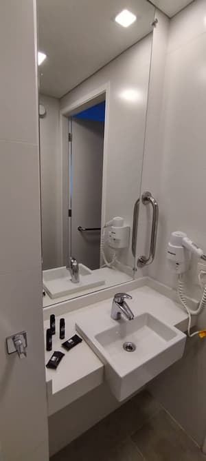 thumbnail: Bathroom