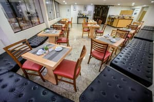 thumbnail: Restaurant
