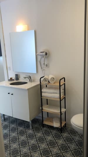 thumbnail: Bathroom