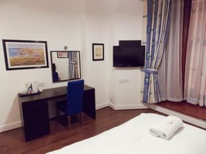 thumbnail: Room