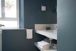 thumbnail: Room amenity