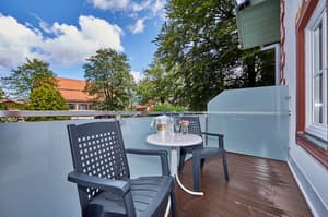 thumbnail: Balcony