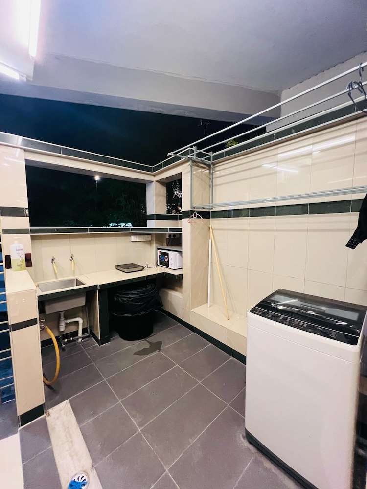 Shared kitchen facilities