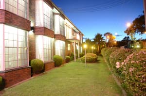 thumbnail: Property grounds