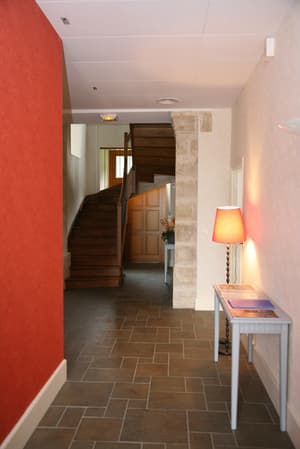 thumbnail: Interior entrance