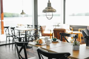 thumbnail: Restaurant