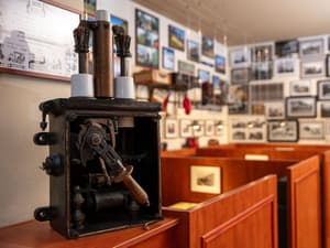 thumbnail: Interior detail