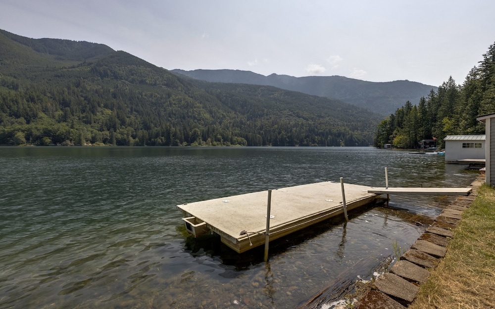 Dock