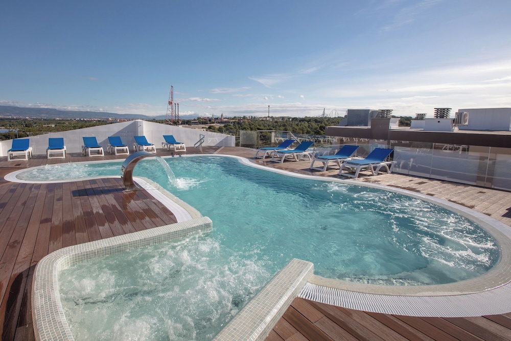 Rooftop pool