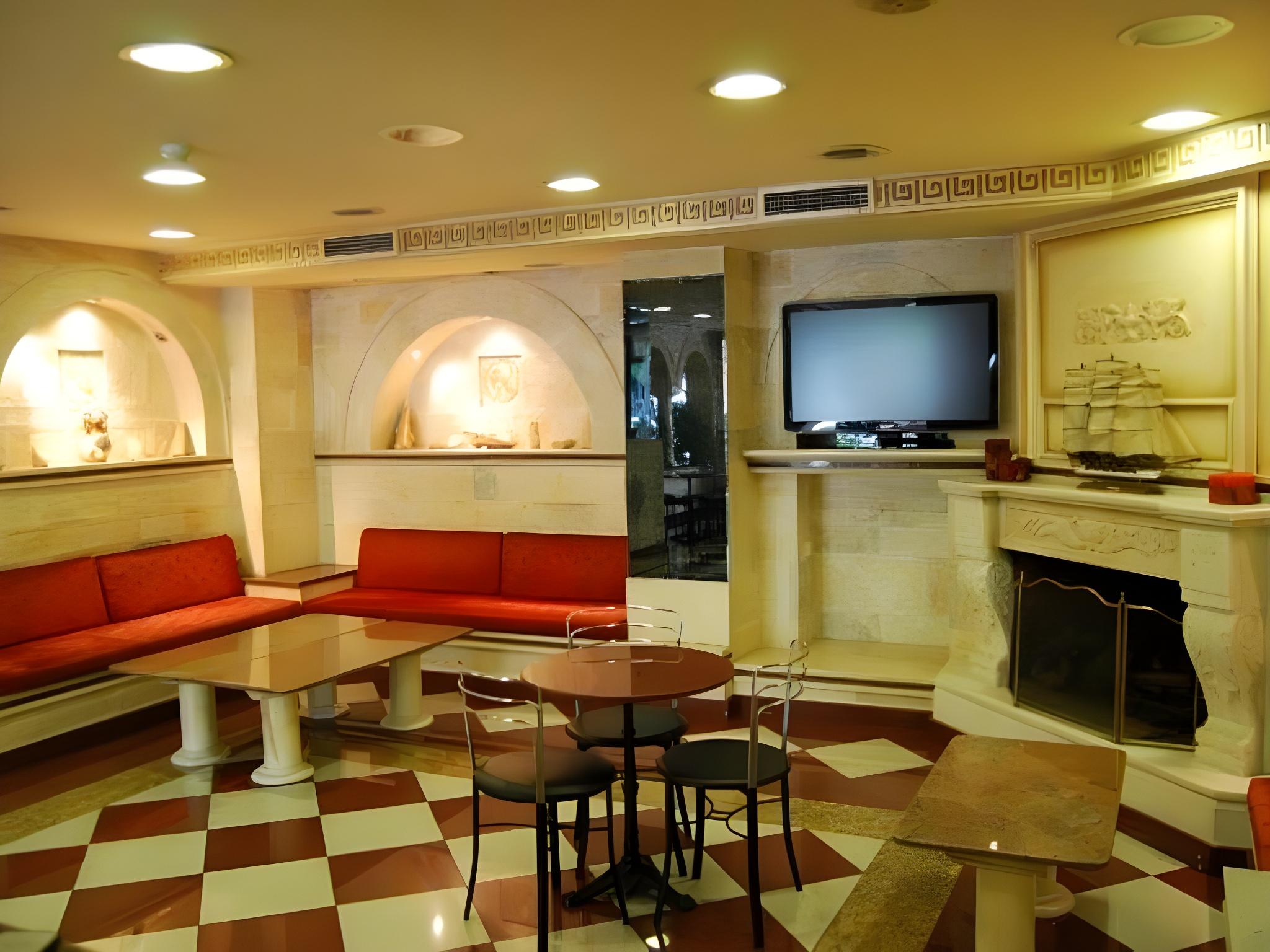 Restaurant-cafeteria