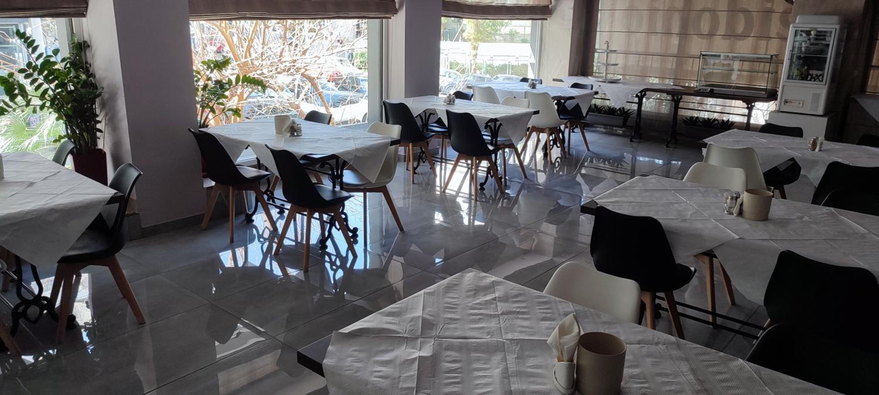 Restaurant-cafeteria