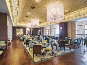 thumbnail: Restaurant