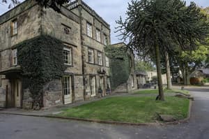 thumbnail: Exterior