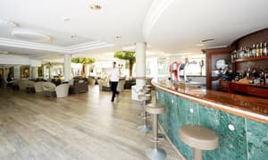 thumbnail: Bar (on property)
