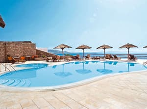 thumbnail: Outdoor pool