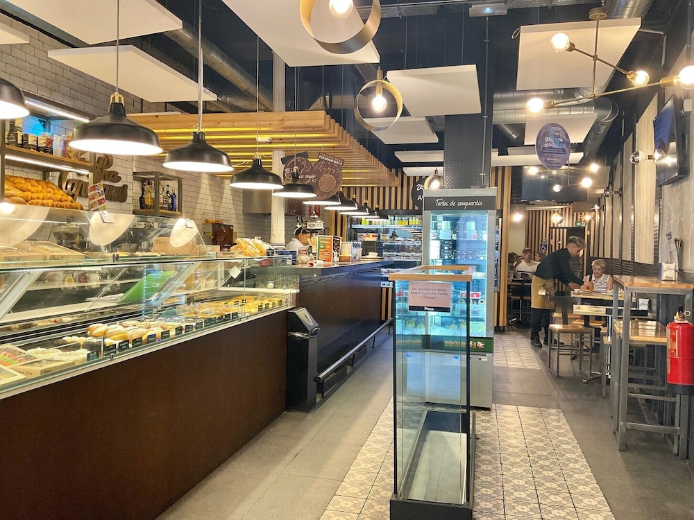 Coffee shop