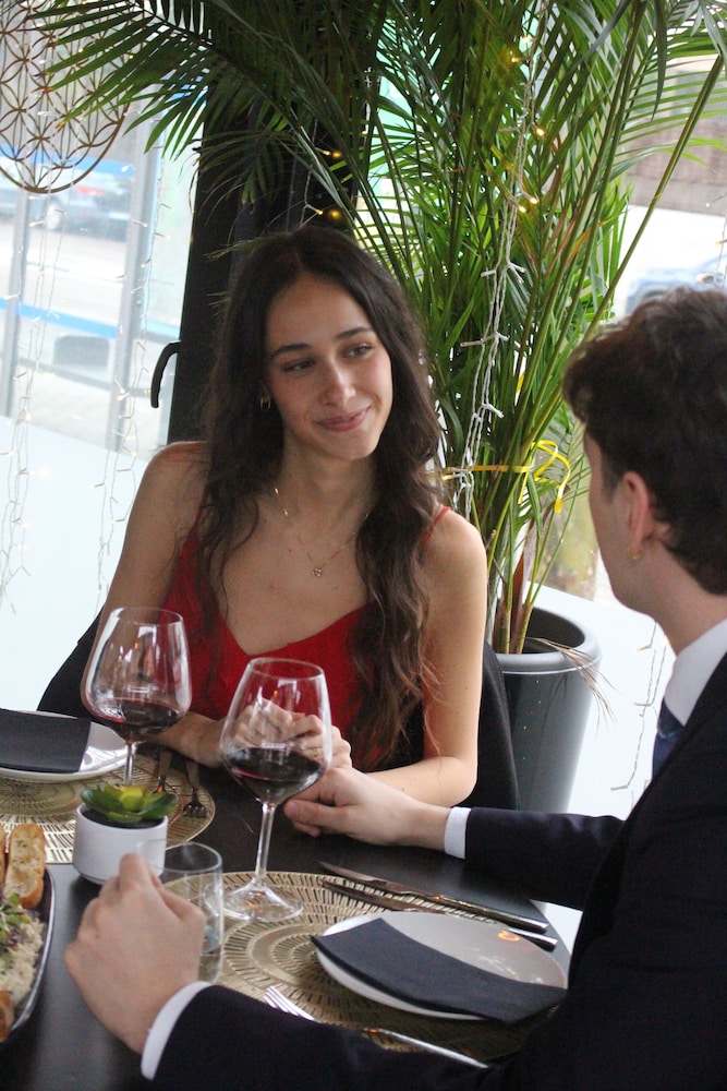 Couples dining
